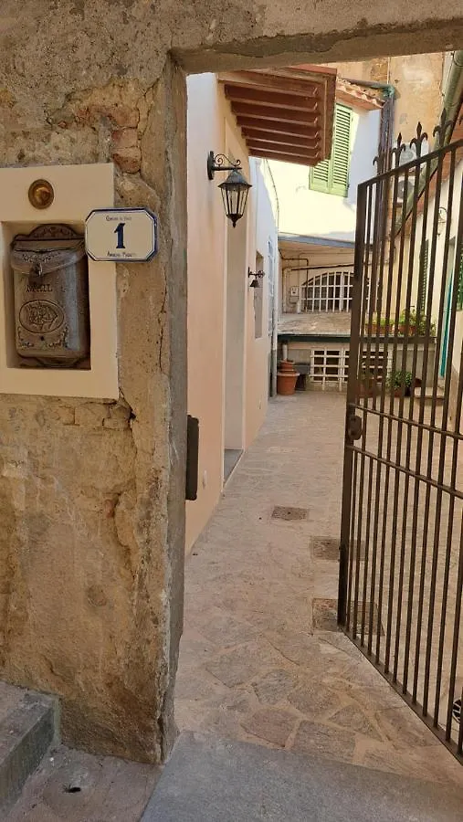 דירות וינצ'י Casina Di Alice איטליה