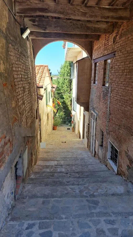 דירות וינצ'י Casina Di Alice איטליה